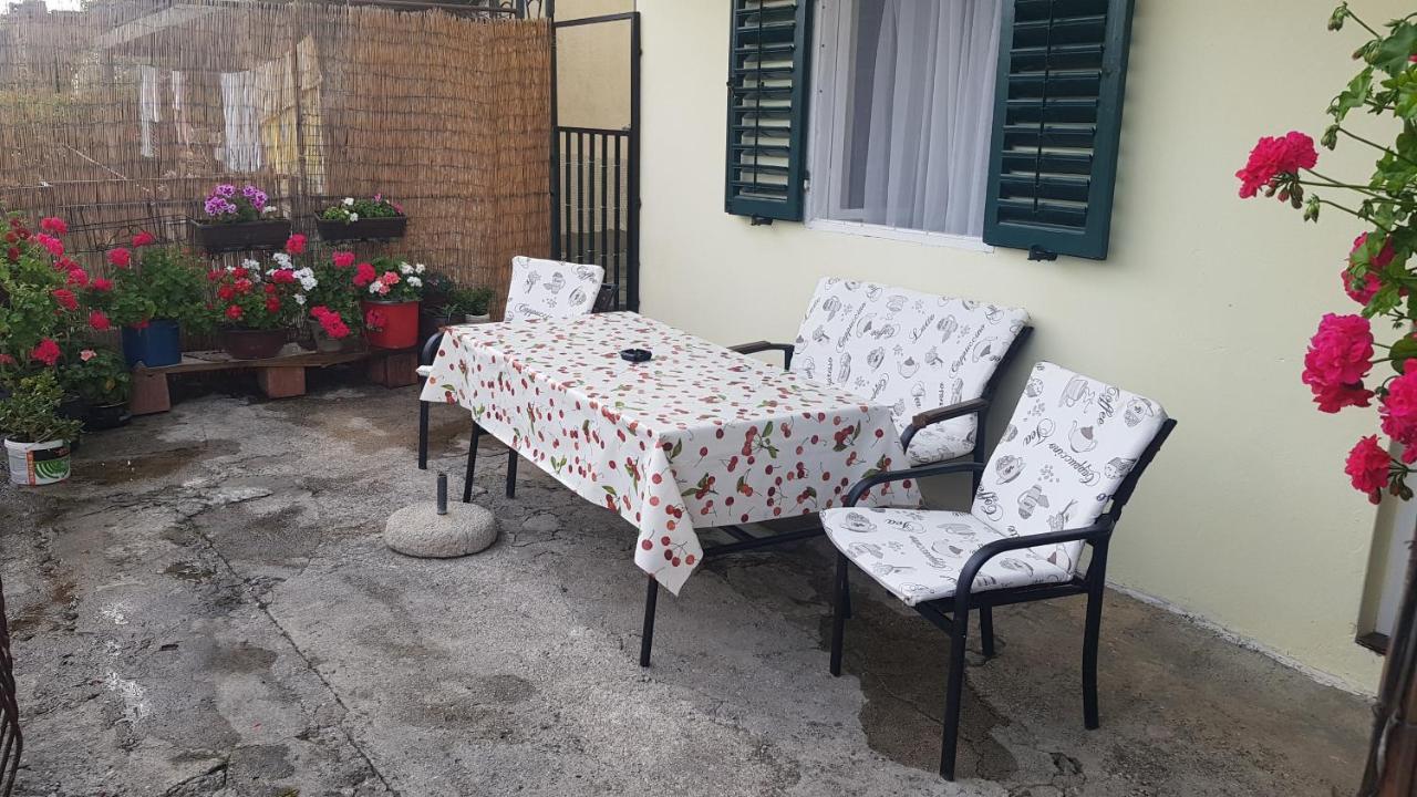 Apartment Lidija Herceg Novi Esterno foto